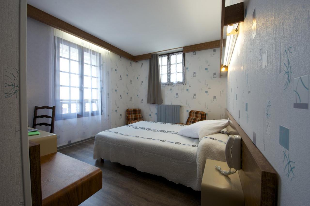 Logis Hotel De France Arudy Exteriör bild