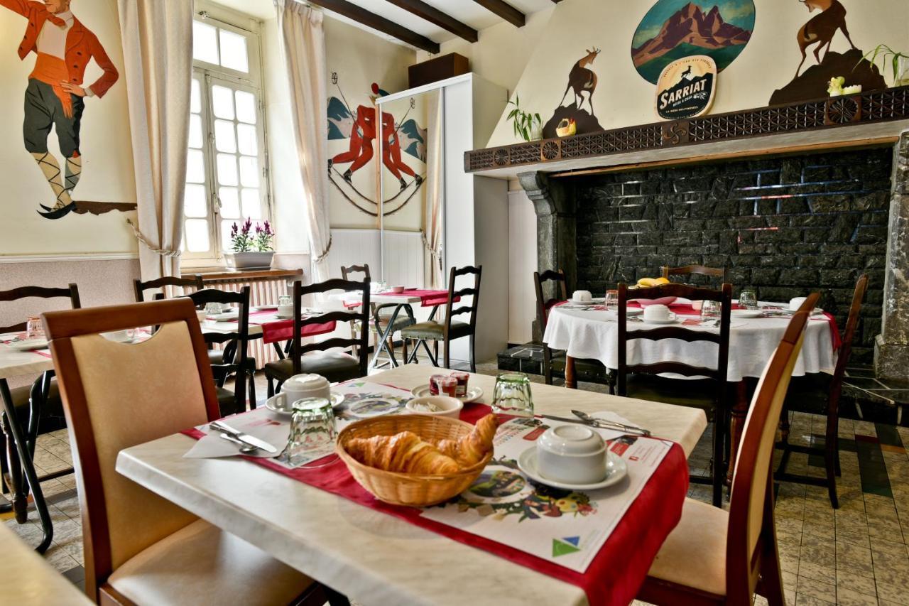 Logis Hotel De France Arudy Exteriör bild