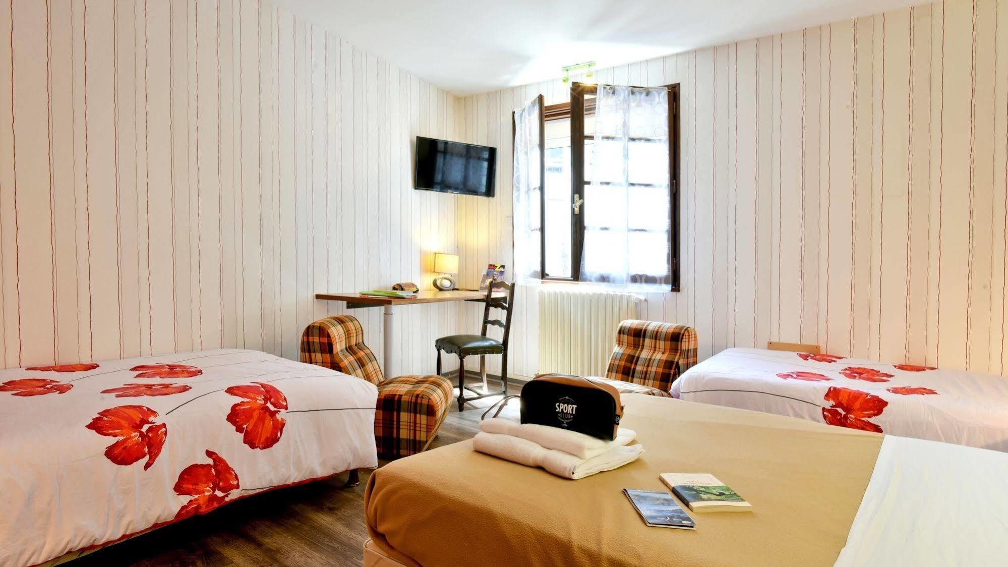 Logis Hotel De France Arudy Exteriör bild